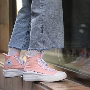 NWT Converse Ctas Move Hi Women’s Shoes